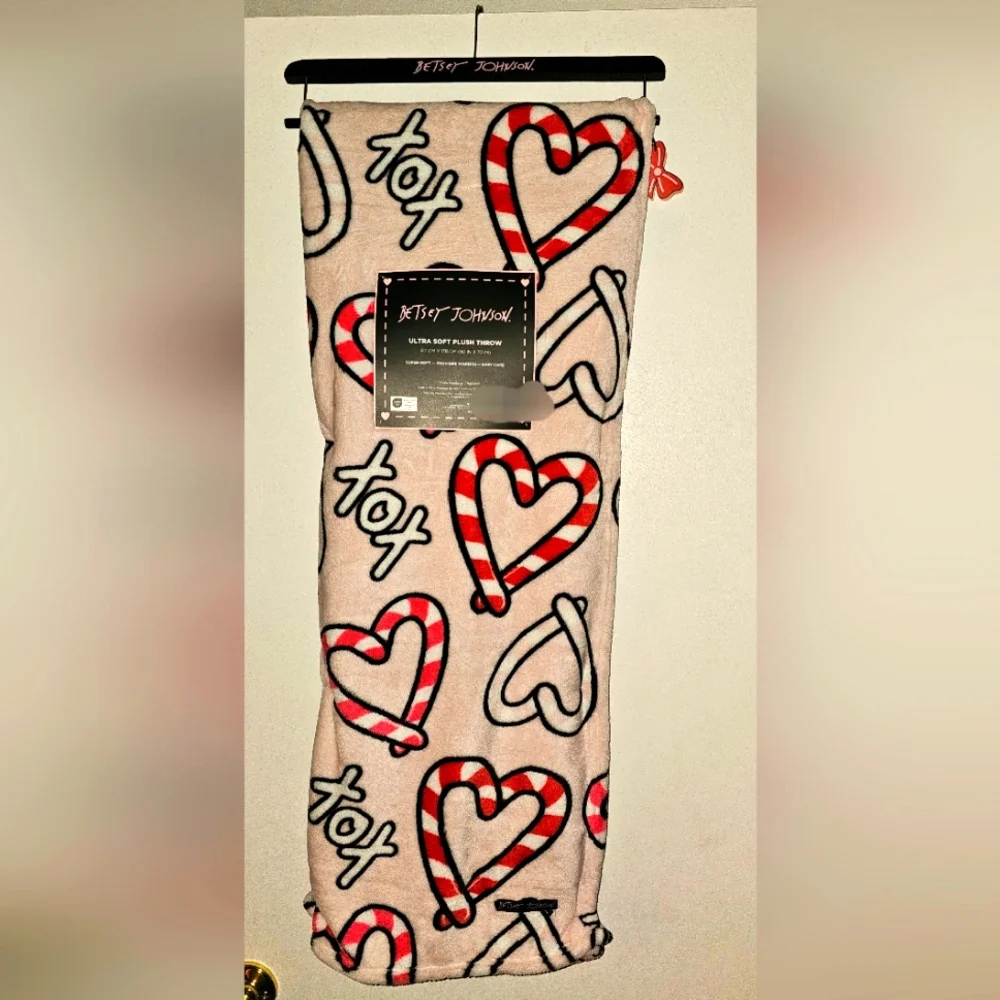 Betsey Johnson Christmas blanket